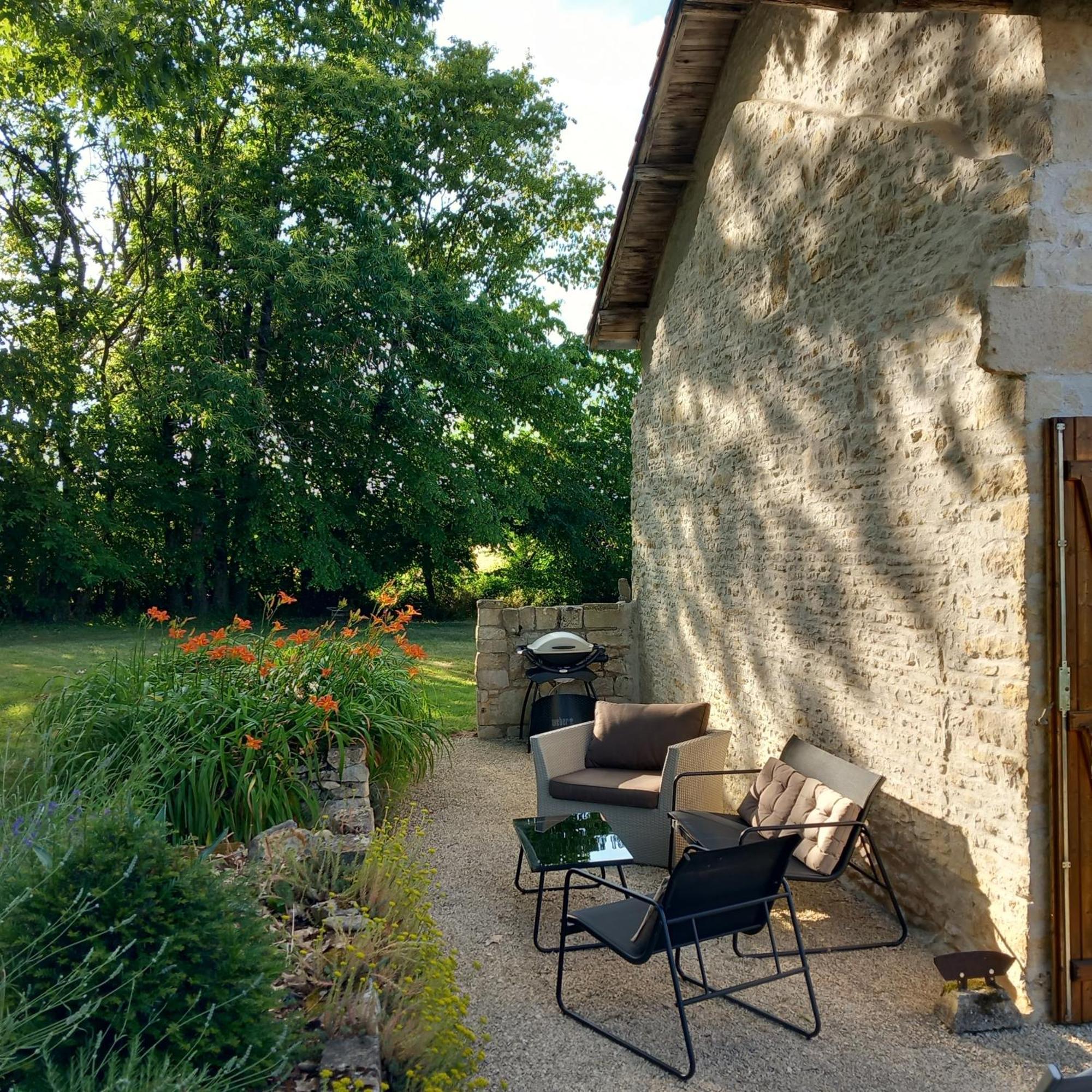 La Petite Bellarderie Villa Champniers  Luaran gambar